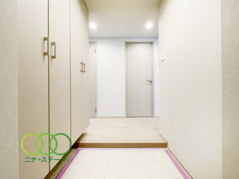  �����ց�