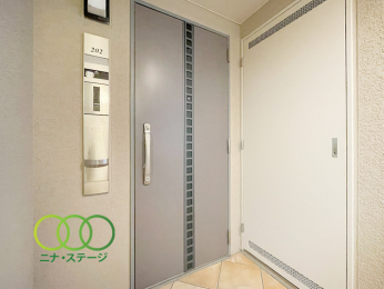  �����ց�