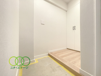  �����ց�