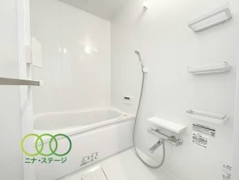  ���o�X���[����
���m�x�[�V�����ςł�