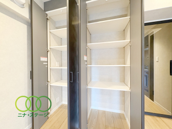  ���_�C�j���O�L�b�`�����[��