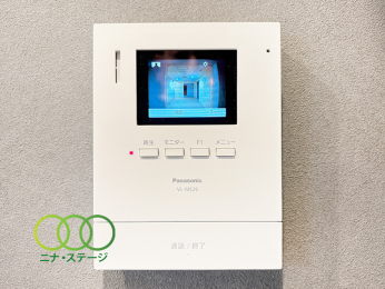  TV���j�^�[�t���C���^�[�t�H��