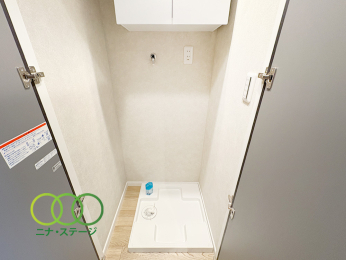  ��������@�u��