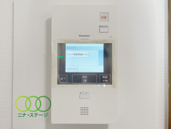  �C���^�[�z��