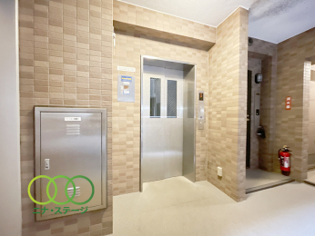  �G���x�[�^�[