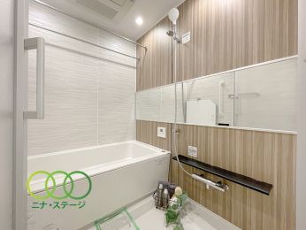  ���o�X���[����