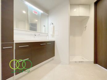  ���p�E�_�[���[����