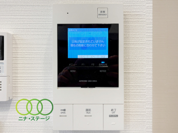  �I�[�g���b�N�C���^�[�t�H��