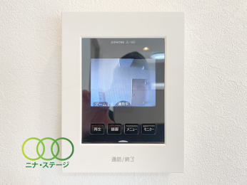  TV���j�^�[�t���C���^�[�t�H��