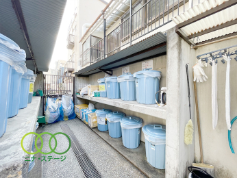  �S�~�X�e�[�V����