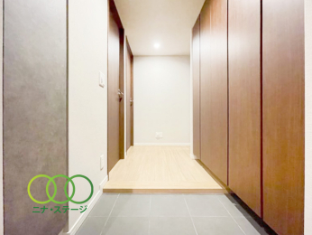  �����ց�