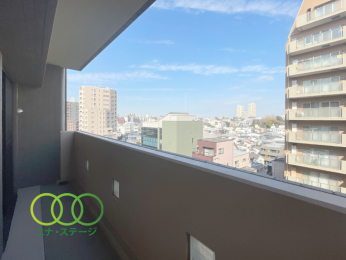  ���o���R�j�[��
�k�������A���r���O�אڃo���R�j�[