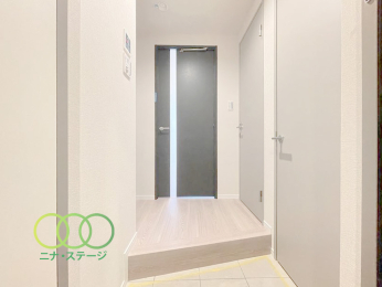  �����ց�