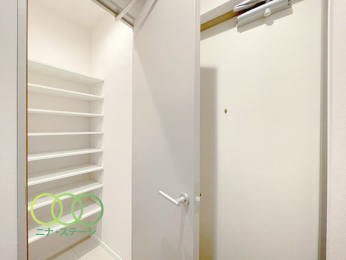  �V���[�Y�N���[�[�b�g