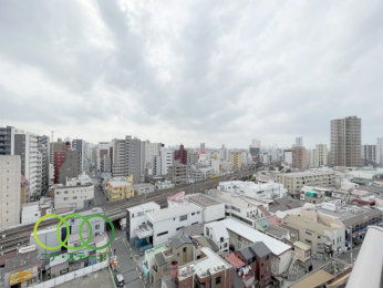  �����]��
�쐼�����o���R�j�[����̒��]