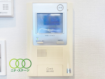  �I�[�g���b�N�C���^�[�t�H��