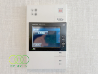  TV���j�^�[�t���C���^�[�t�H��