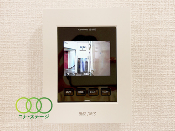  TV���j�^�[�t���C���^�[�t�H��