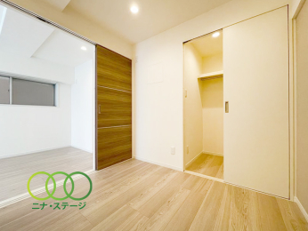  ���T�[�r�X���[����
��Q�D�X��