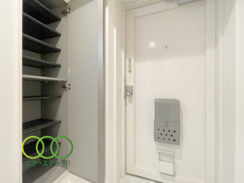  �V���[�Y�{�b�N�X