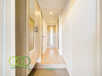  �����ց�