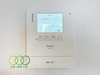  TV���j�^�[�t���C���^�[�t�H��