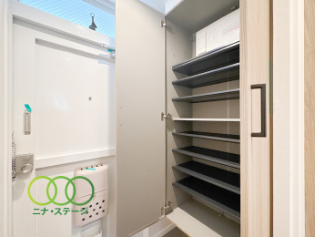  �V���[�Y�{�b�N�X