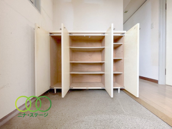  ���V���[�Y�{�b�N�X��