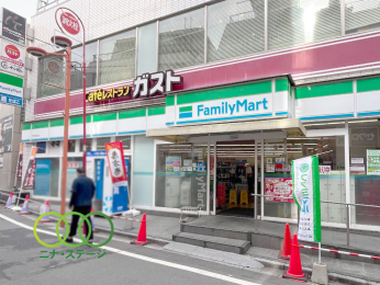  �t�@�~���[�}�[�g����w��X�܂Ł@85���@�k��2��