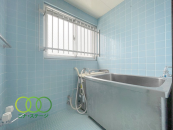  ���o�X���[����