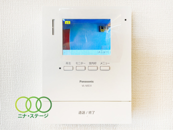  TV���j�^�[�t���C���^�[�t�H��