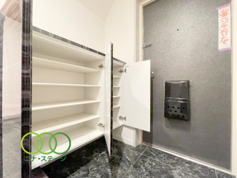  �V���[�Y�{�b�N�X