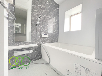  ���o�X���[����