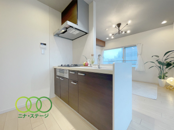  ���L�b�`����