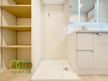  ��������@�u��