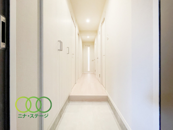  �����ց�