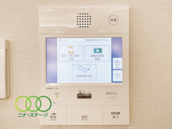  TV���j�^�[�t���C���^�[�t�H��