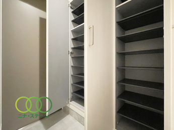  �V���[�Y�{�b�N�X