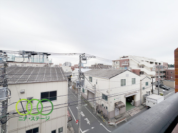  �����]��
�쓌�����o���R�j�[����̒��]