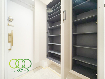  �V���[�Y�{�b�N�X