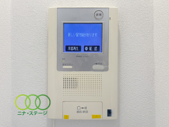  ���������j�^�[�z����