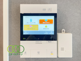  ���������j�^�[�z����