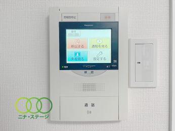  TV���j�^�[�t���C���^�[�t�H��