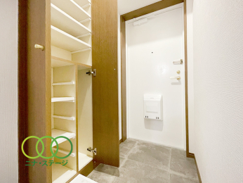  �V���[�Y�{�b�N�X