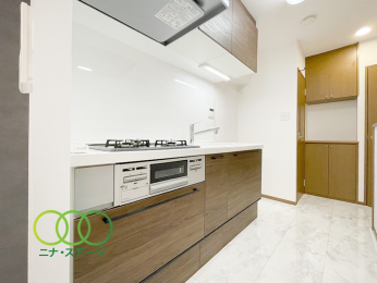  ���L�b�`����
�R���R�����d�l�E�򐅋@�\�t��