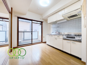  ���_�C�j���O�L�b�`����