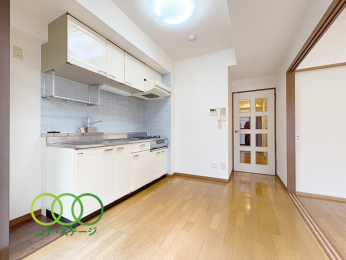  ���_�C�j���O�L�b�`����