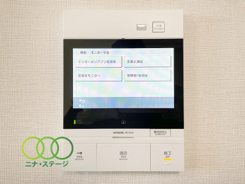  �C���^�[�z��