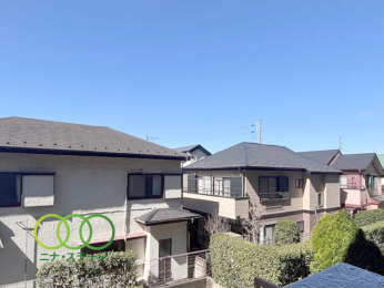  �����]��
�������o���R�j�[����̒��]