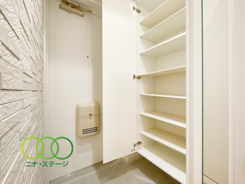  �V���[�Y�{�b�N�X